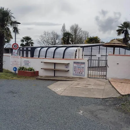 مكان تخييم Mobil Vendee *